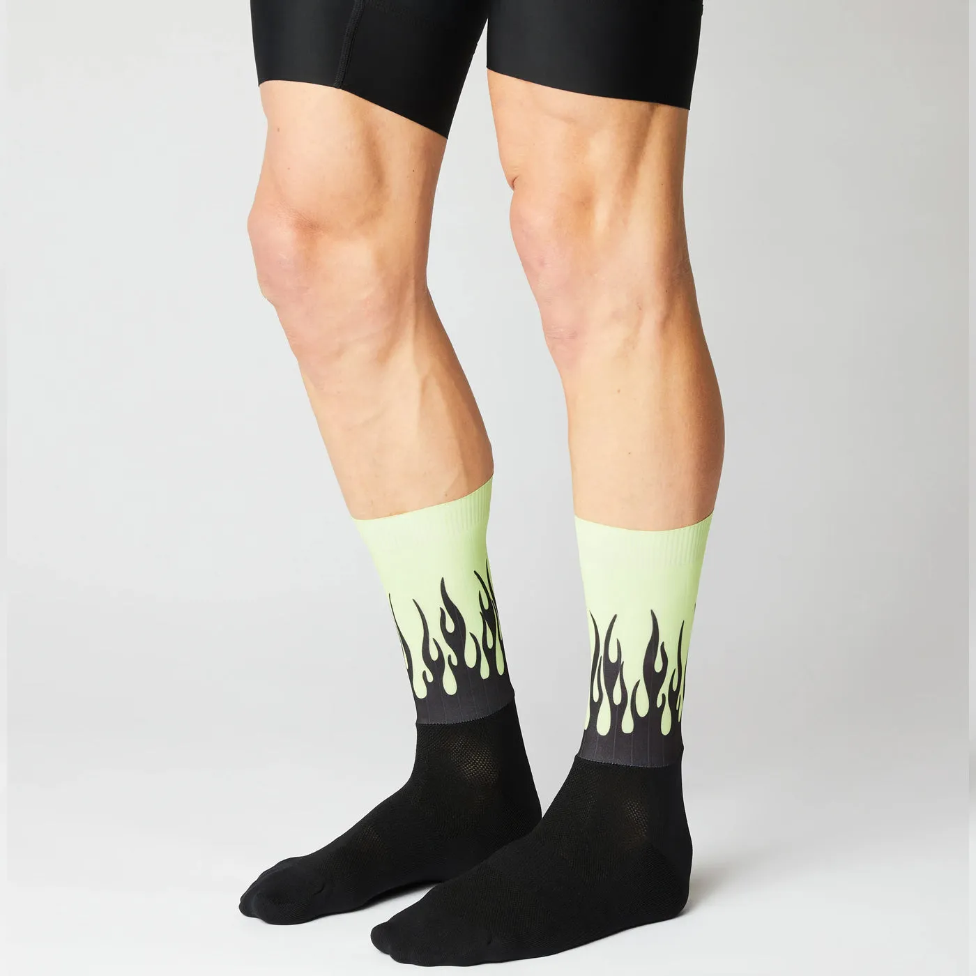 Fingerscrossed Aero Flame Socks - Black green 