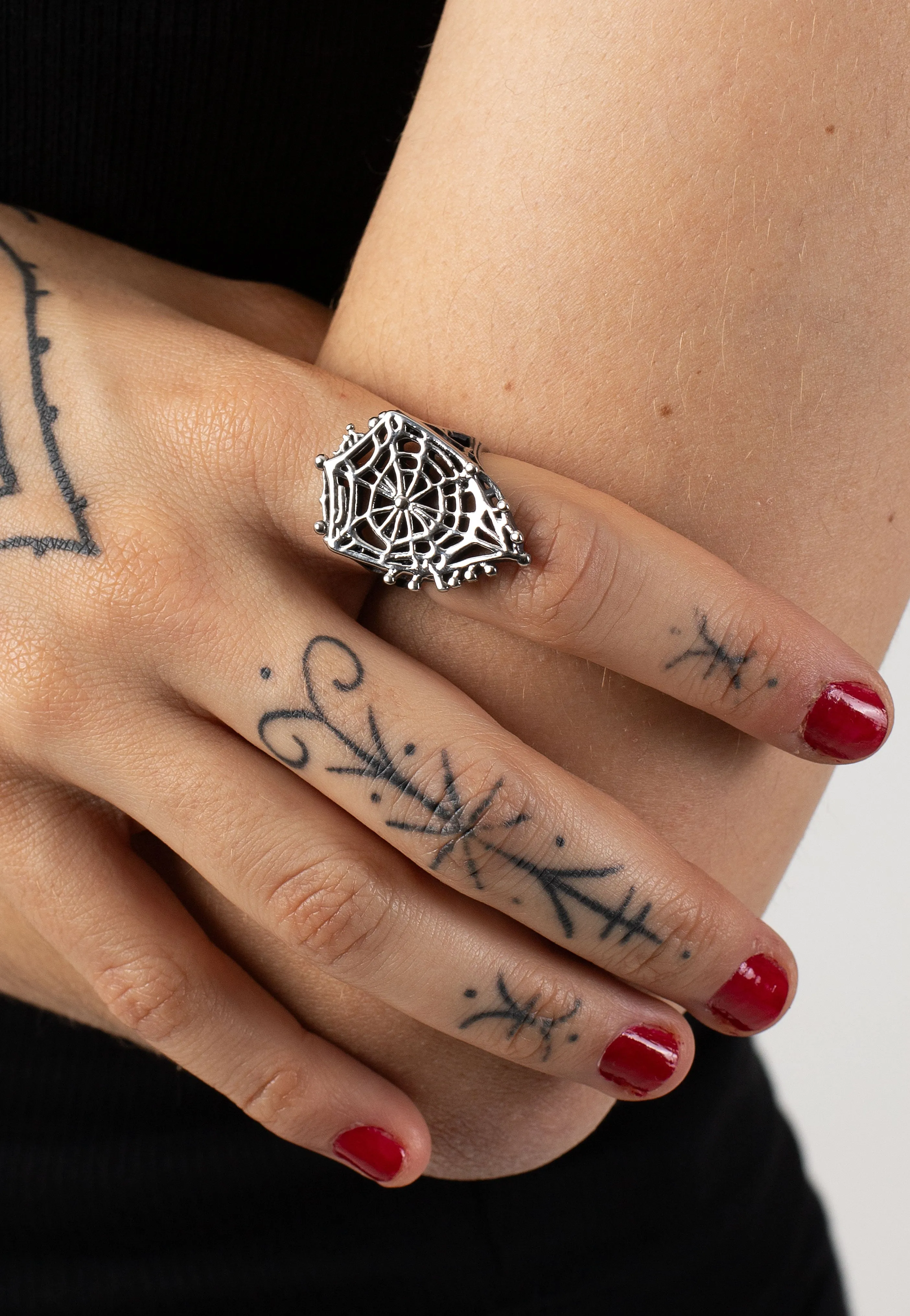 Lively Ghosts - Arachne - Ring
