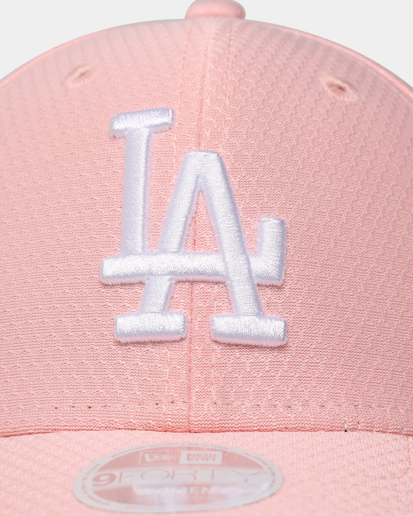 New Era Women's Los Angeles Dodgers 9FORTY Q222 Pink Hex Strapback Light Pink